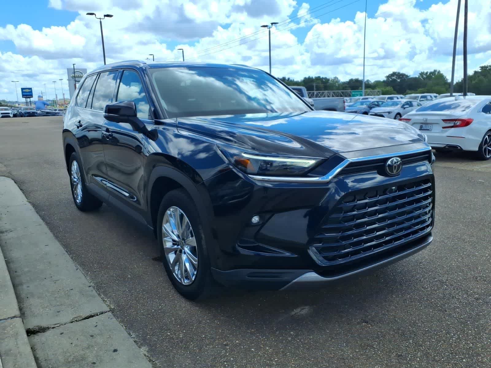 Thumbnail: 2024 Toyota Grand Highlander - 3