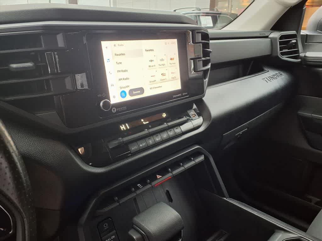 Thumbnail: 2024 Toyota Tundra - 19