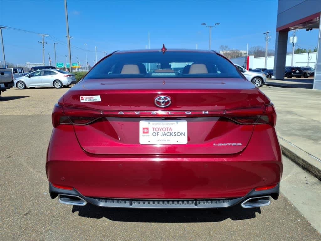Thumbnail: 2019 Toyota Avalon - 6