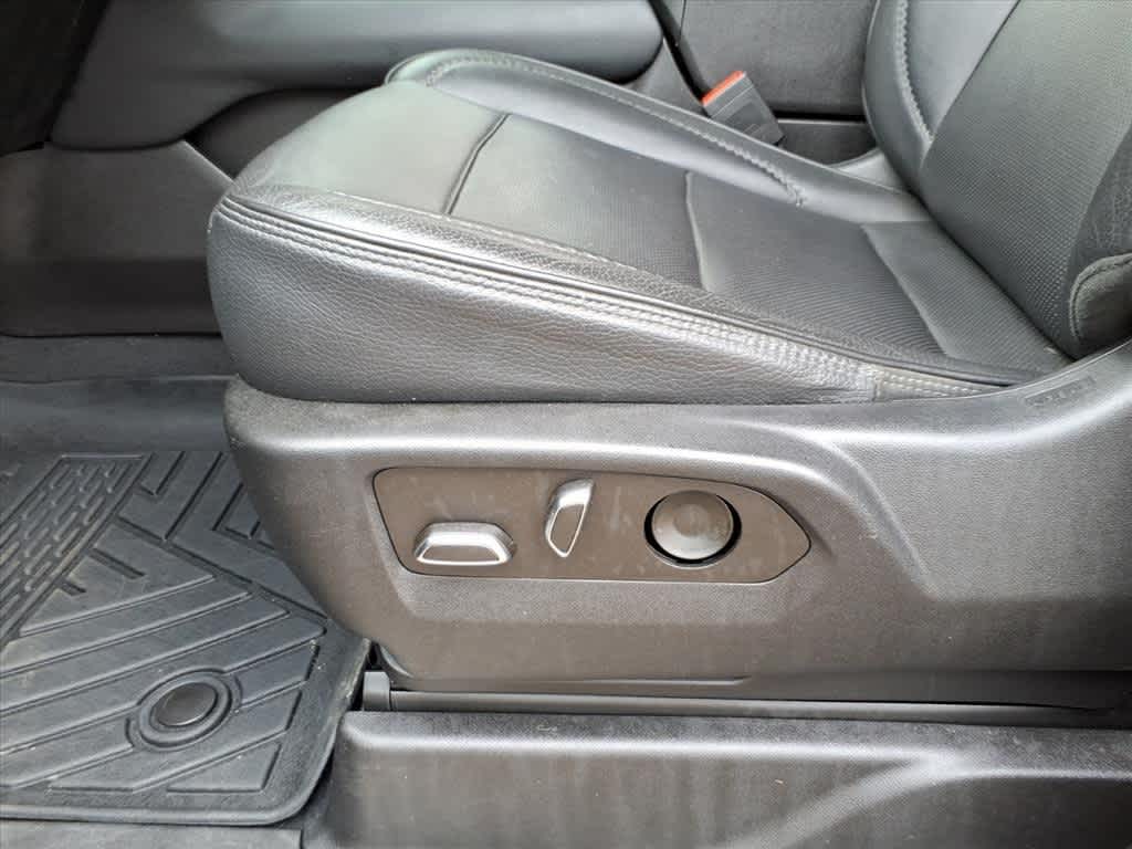 Thumbnail: 2022 GMC Yukon - 13