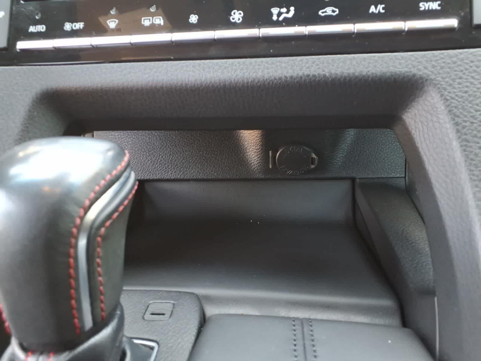 Thumbnail: 2021 Toyota Avalon - 20