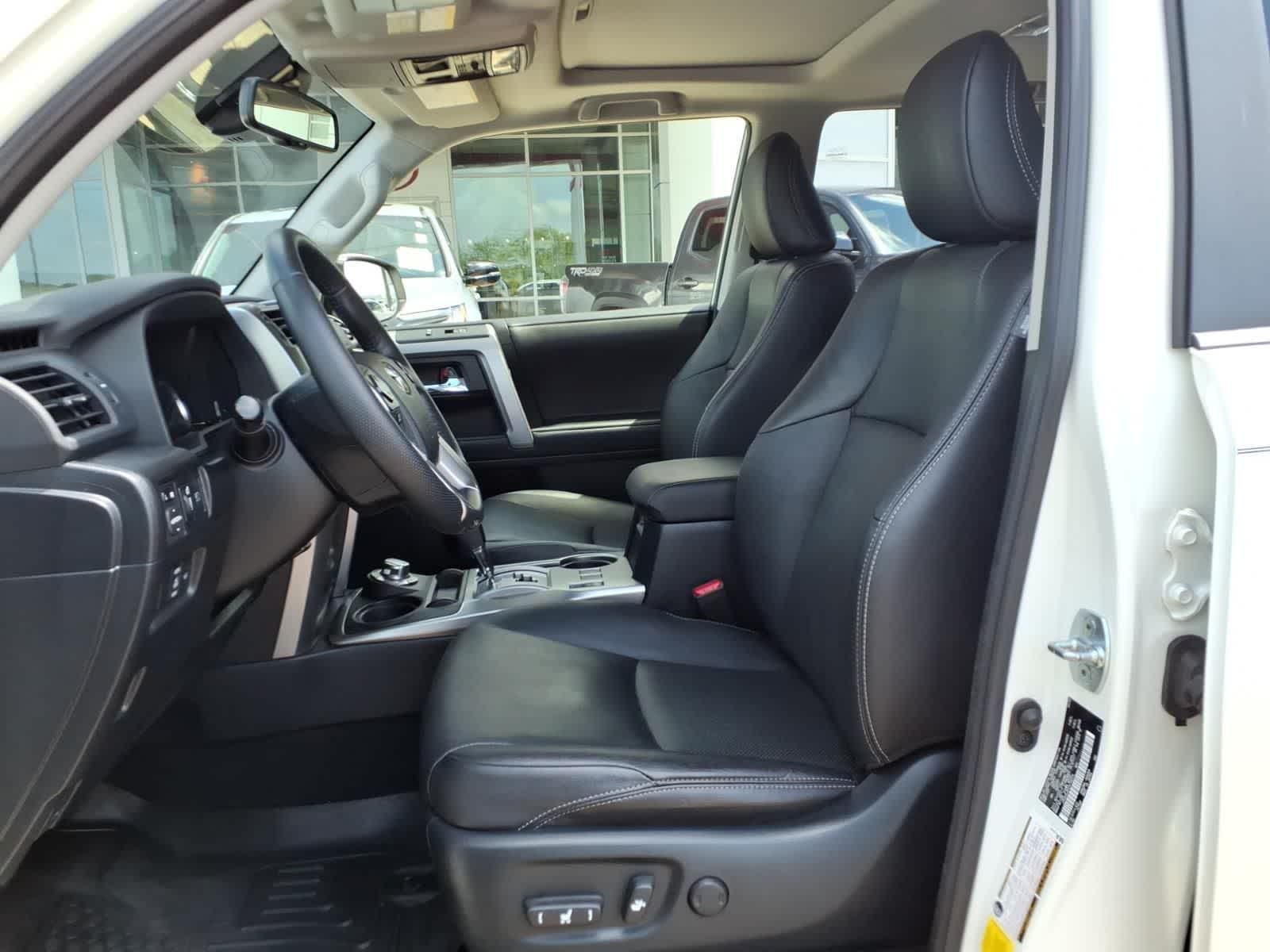 Thumbnail: 2023 Toyota 4Runner - 25