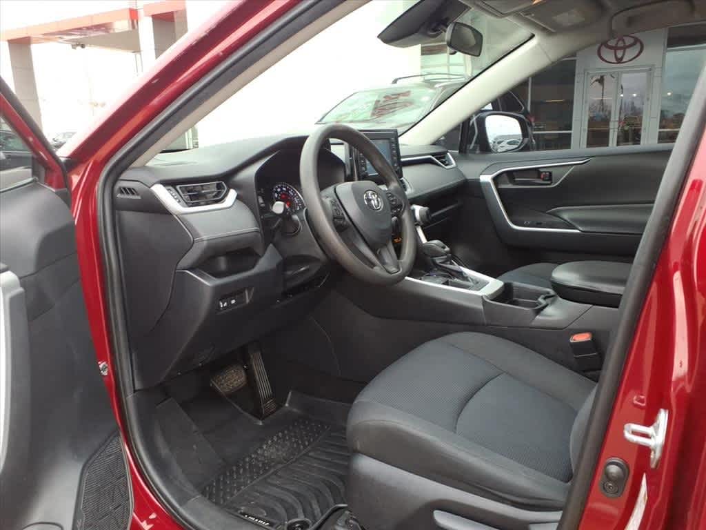 Thumbnail: 2019 Toyota RAV4 - 26