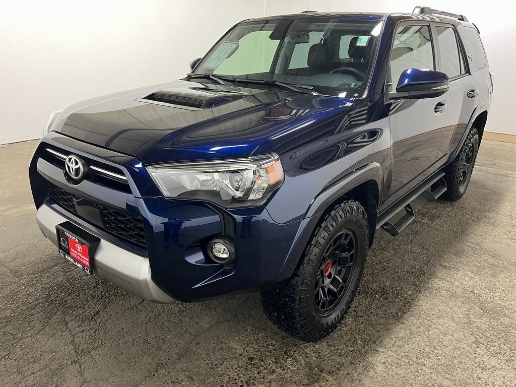 2023 Toyota 4Runner TRD Off-Road Premium photo 3