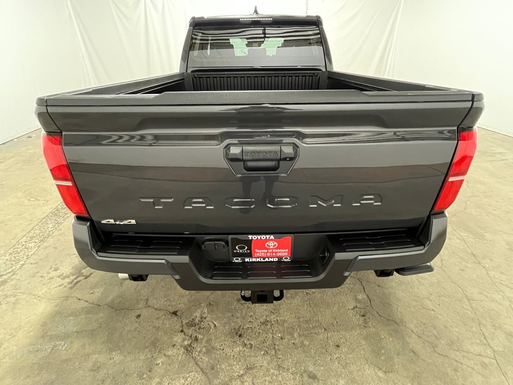 2026 Toyota Tacoma SR5 - Photo 7
