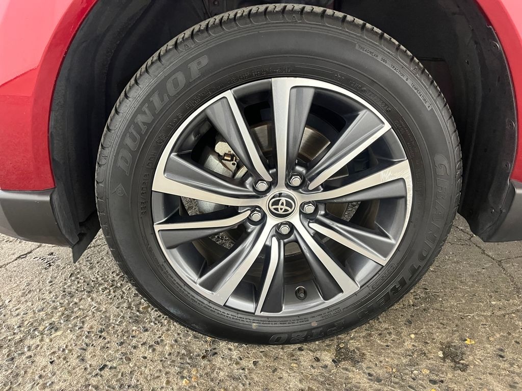 Certified 2022 Toyota Venza LE SUV