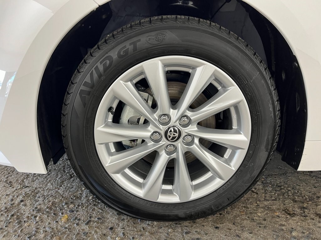 New 2026 Toyota Corolla Hybrid XLE XLE SEDAN