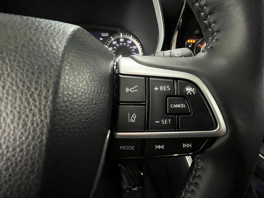 2024 Toyota Highlander XLE - Photo 22