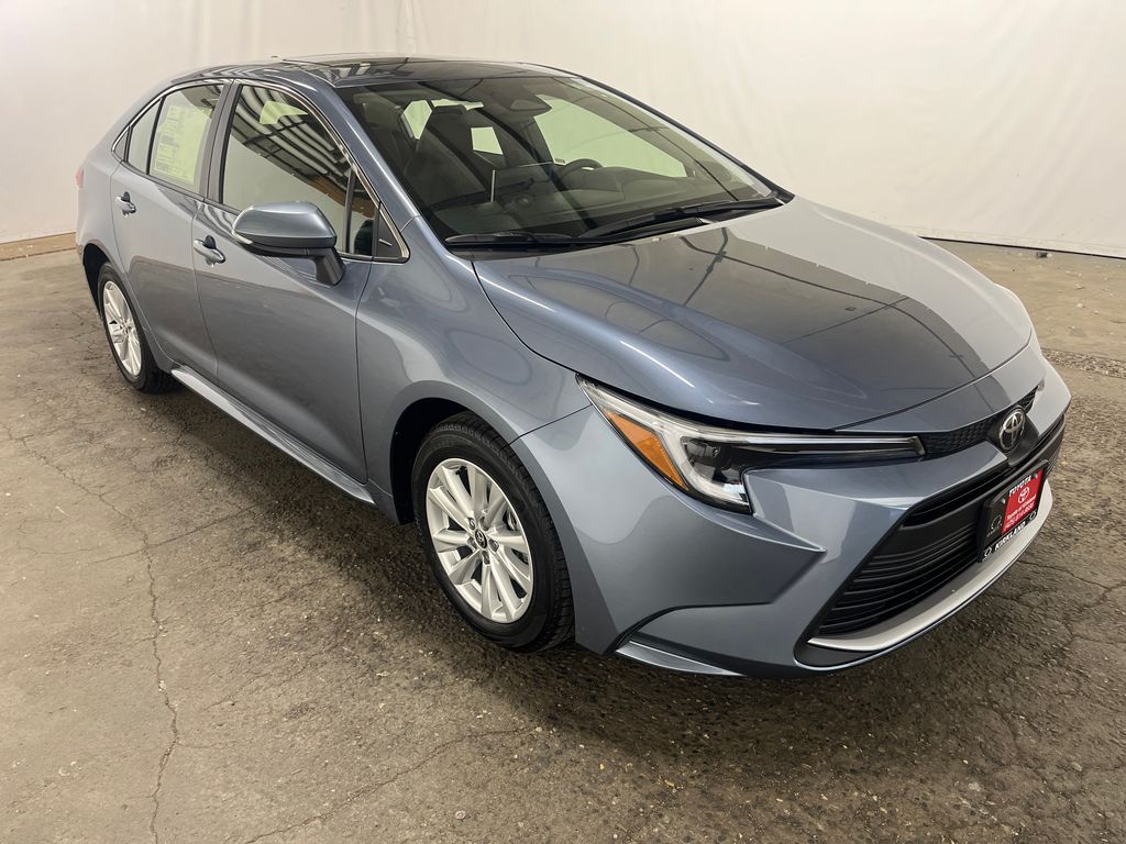 2026 Toyota Corolla XLE Hybrid CVT's photo
