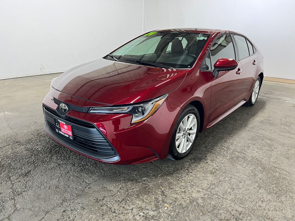 Certified 2024 Toyota Corolla LE Sedan