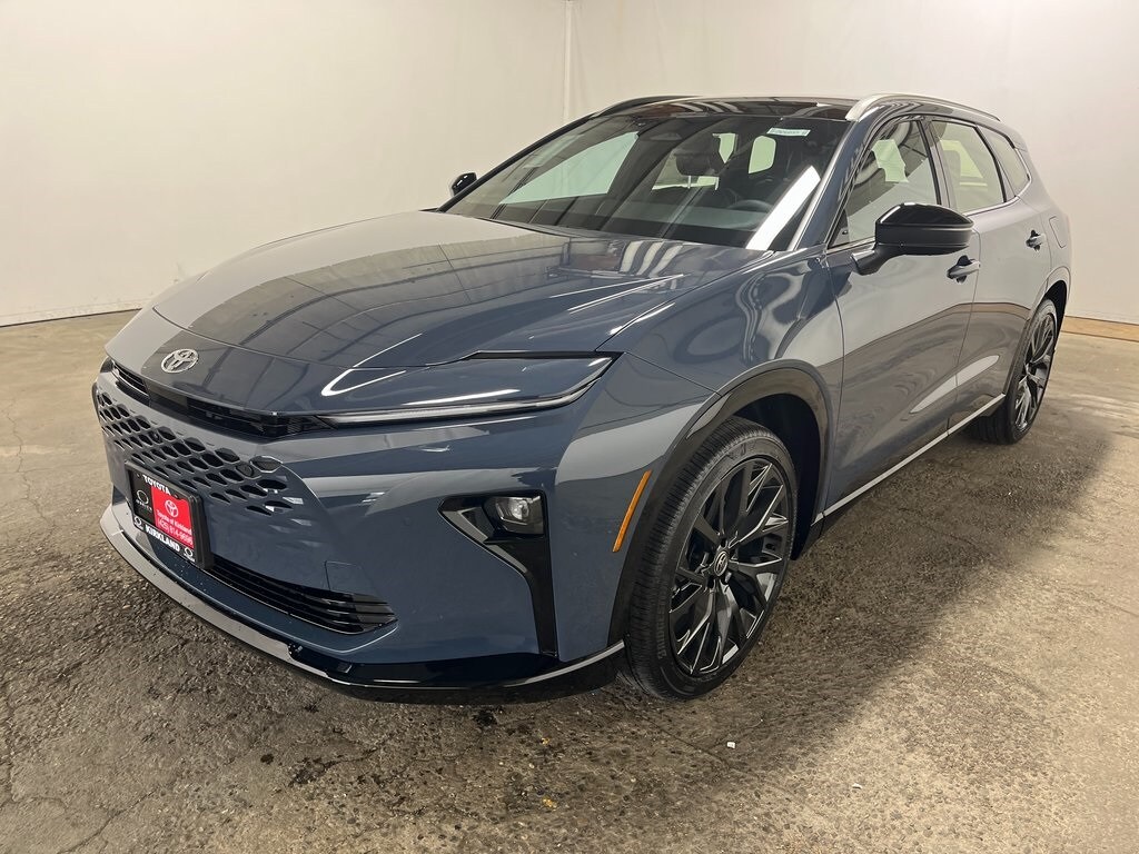 New 2026 Toyota Crown Signia Limited LIMITED