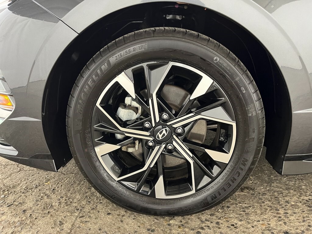 2024 Hyundai Sonata SEL photo 4