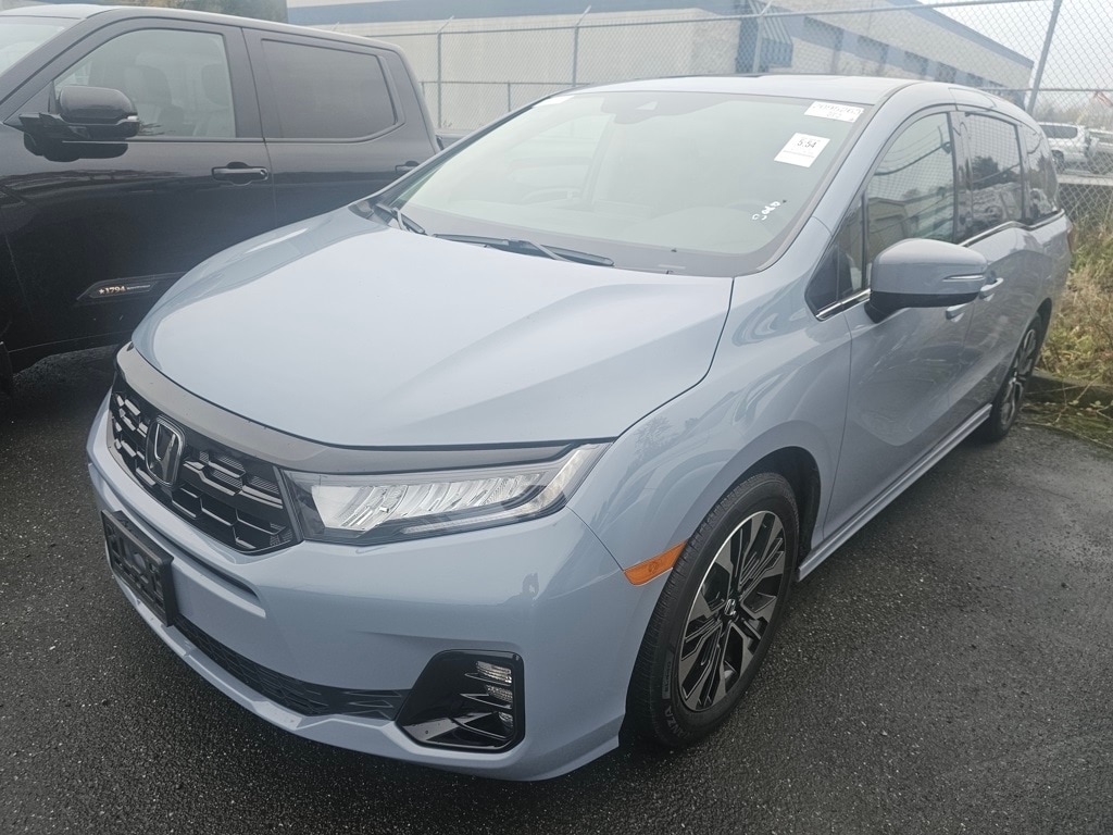 2025 Honda Odyssey Elite's photo