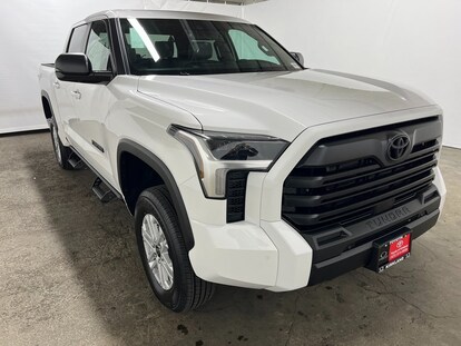 Partial Hood Fender & Mirror Kit | TOYOTA TUNDRA CREWMAX SR5 2020 Partial Hood Fender & Mirror Kit | TOYOTA TUNDRA CREWMAX SR5 2020