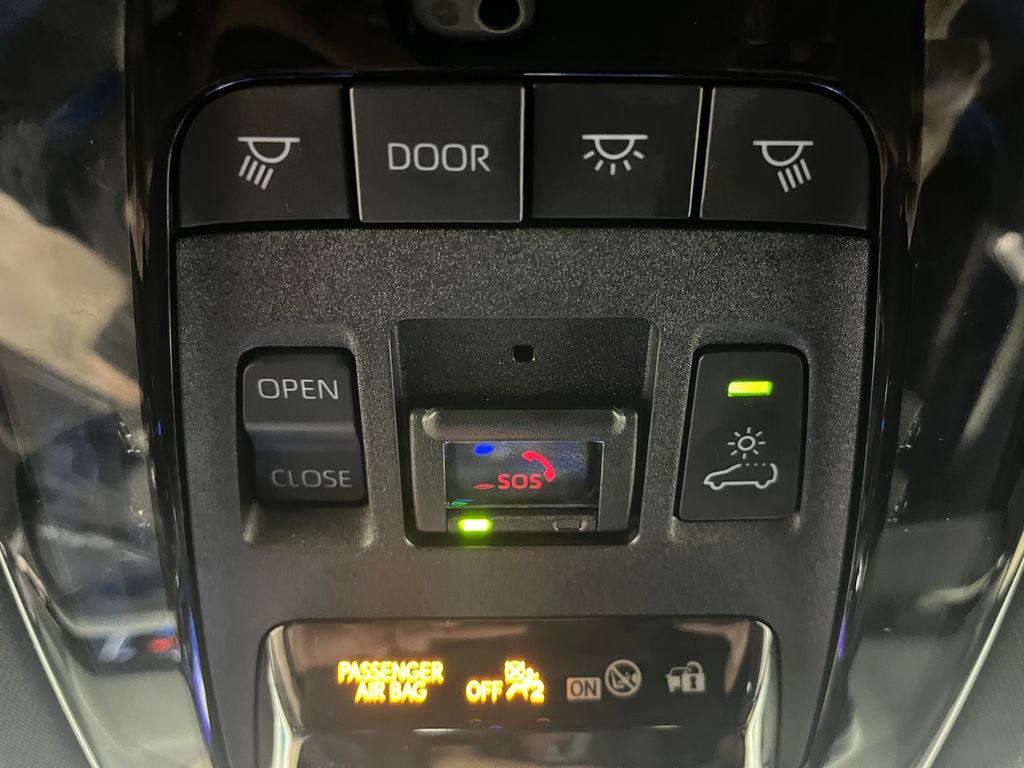 2024 Toyota Venza Nightshade - Photo 22