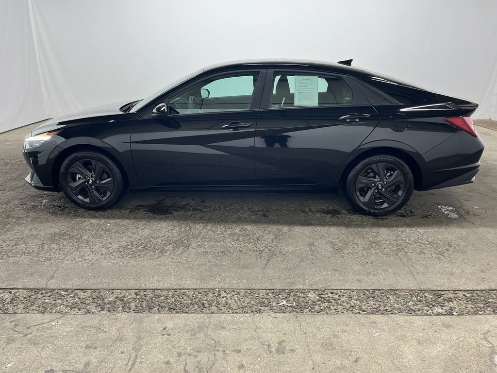 Used 2023 Hyundai Elantra SEL Sedan