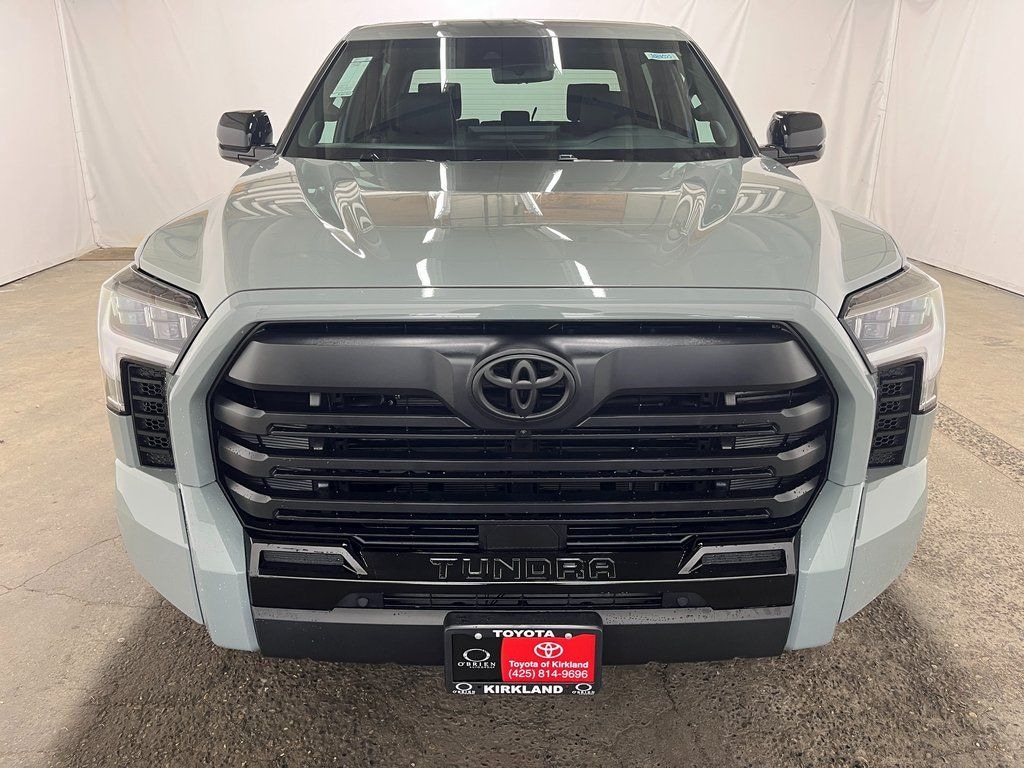 New 2026 Toyota Tundra Limited LIMITED CREWMAX 5.5
