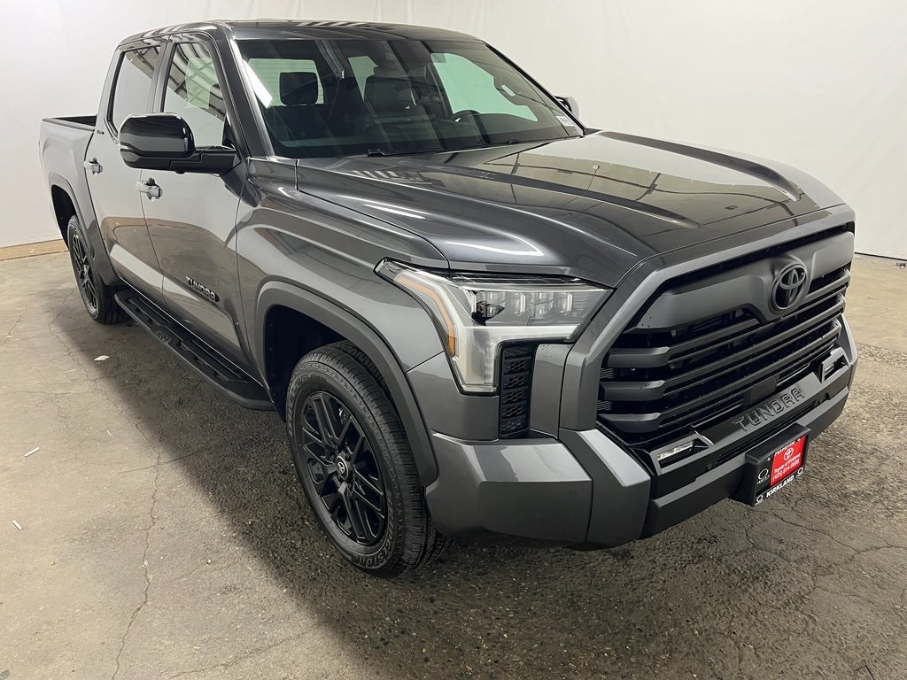2026 Toyota Tundra Limited's photo