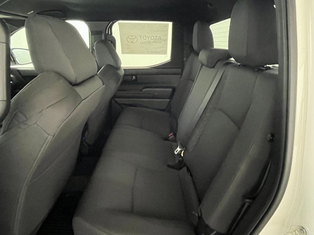 2026 Toyota Tacoma SR5 - Photo 12