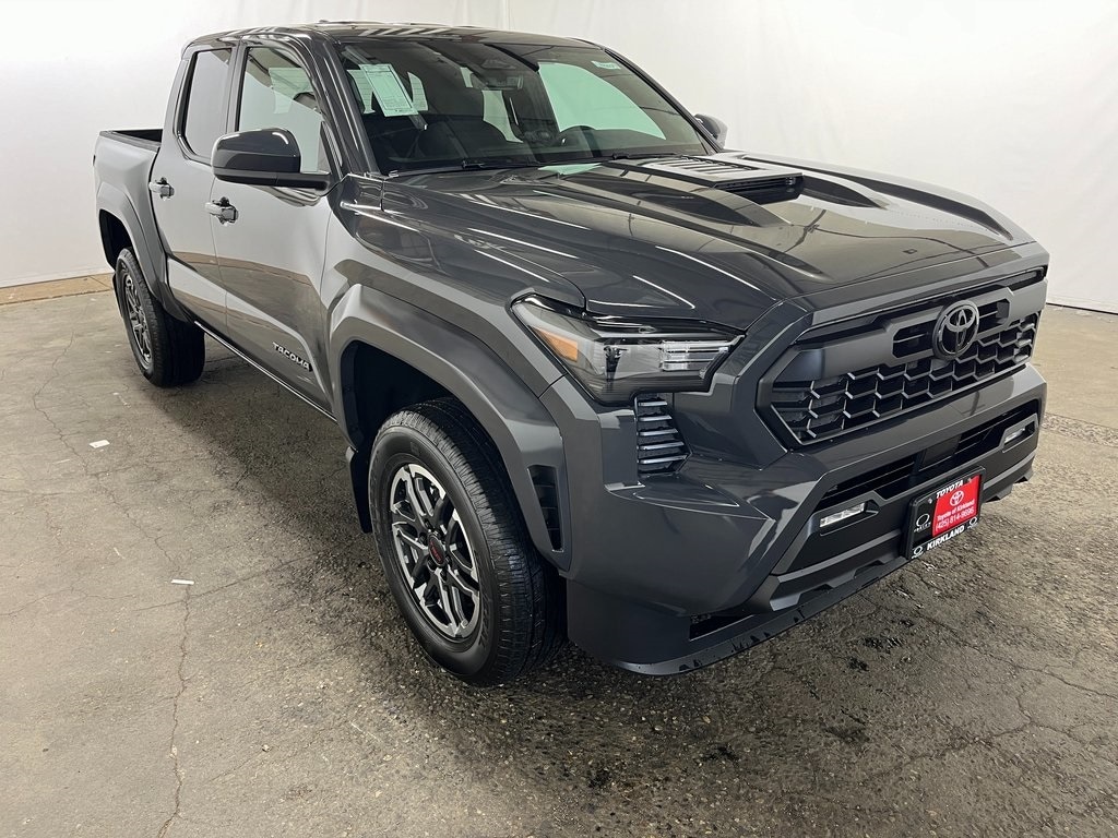 2026 Toyota Tacoma TRD Sport's photo