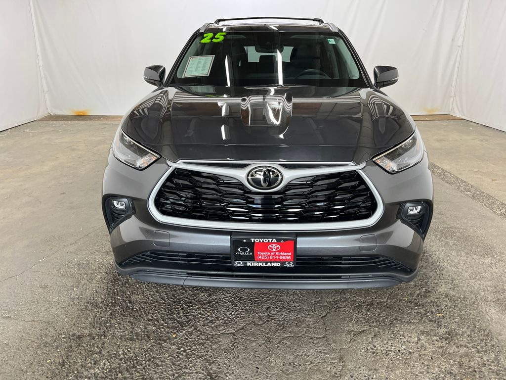 Certified 2025 Toyota Highlander Hybrid XLE SUV