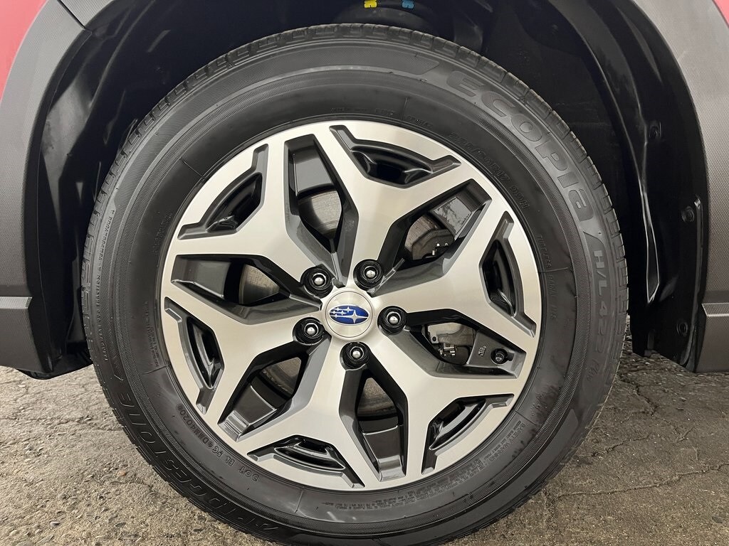 2021 Subaru Forester Premium photo 2