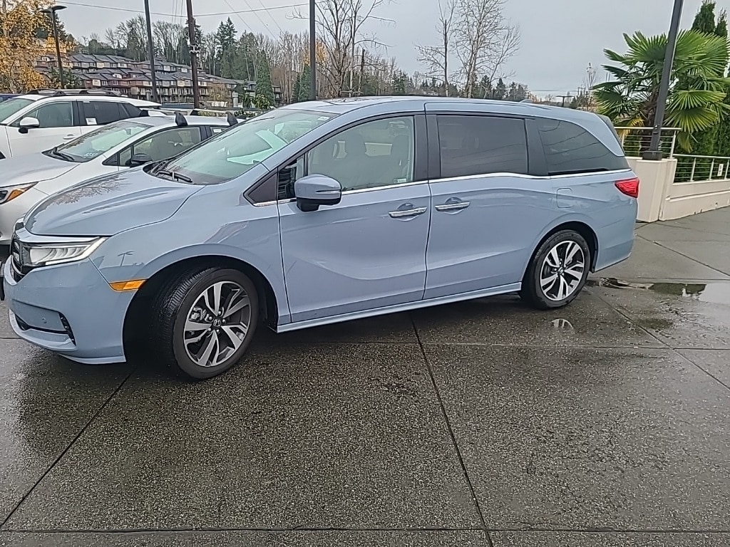 2024 Honda Odyssey Touring's photo