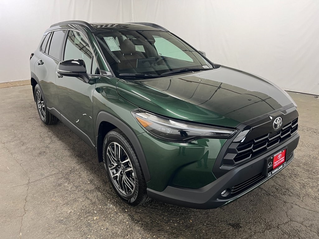 2026 Toyota Corolla Cross XLE's photo