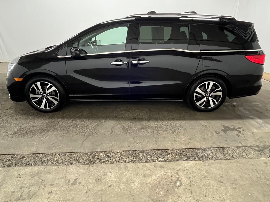 Used 2018 Honda Odyssey Elite Minivan/Van