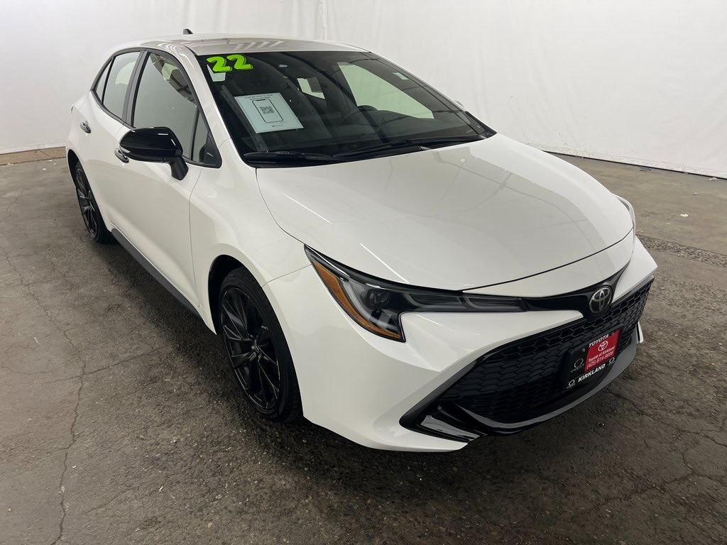 Certified 2022 Toyota Corolla Hatchback SE Nightshade Edition Hatchback