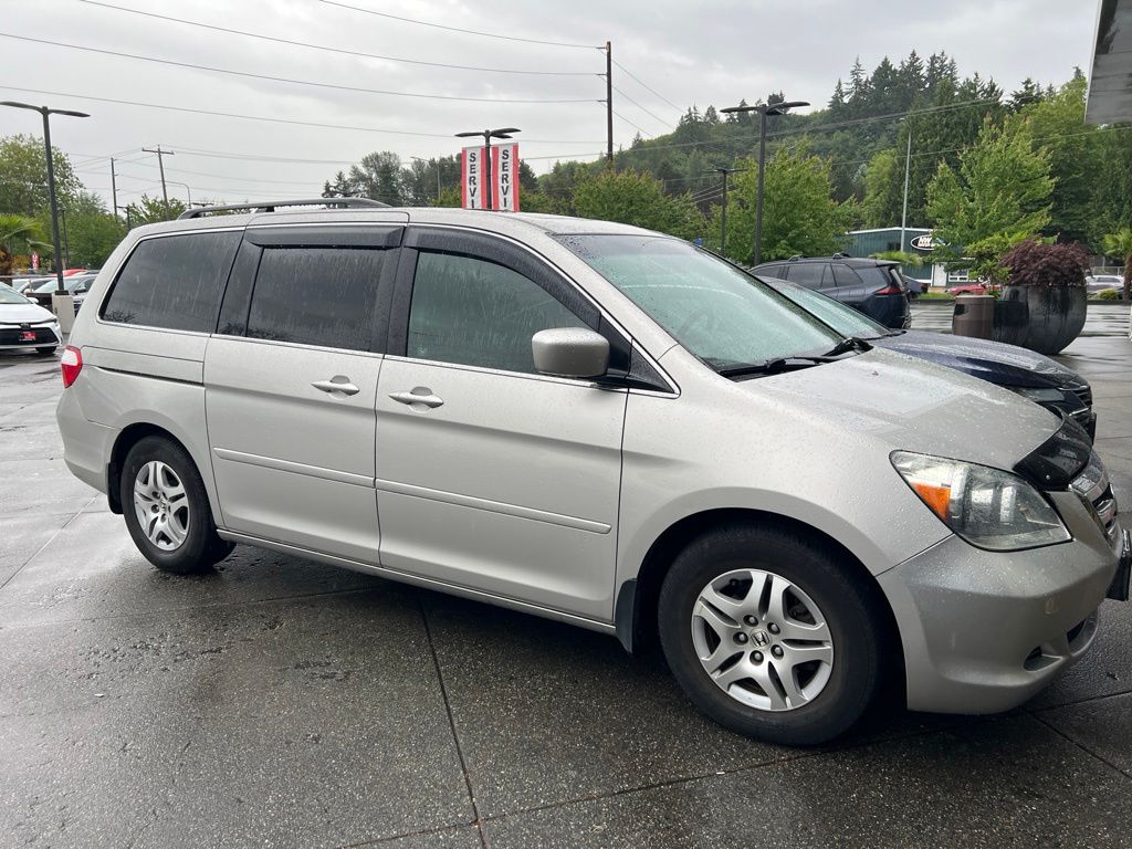 2005 Honda Odyssey's photo