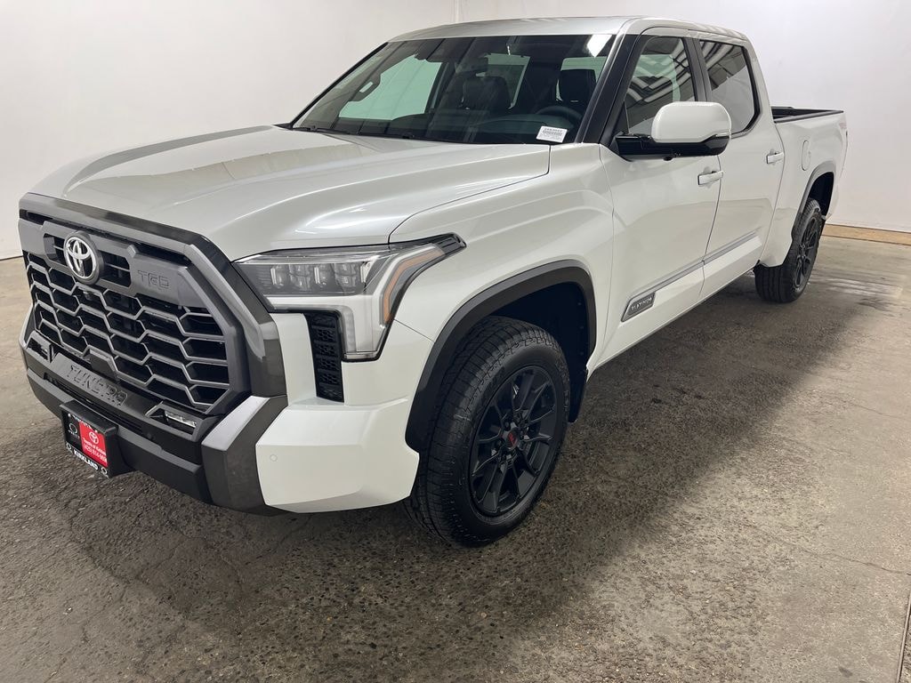 New 2026 Toyota Tundra Platinum PLATINUM CREWMAX 6.5