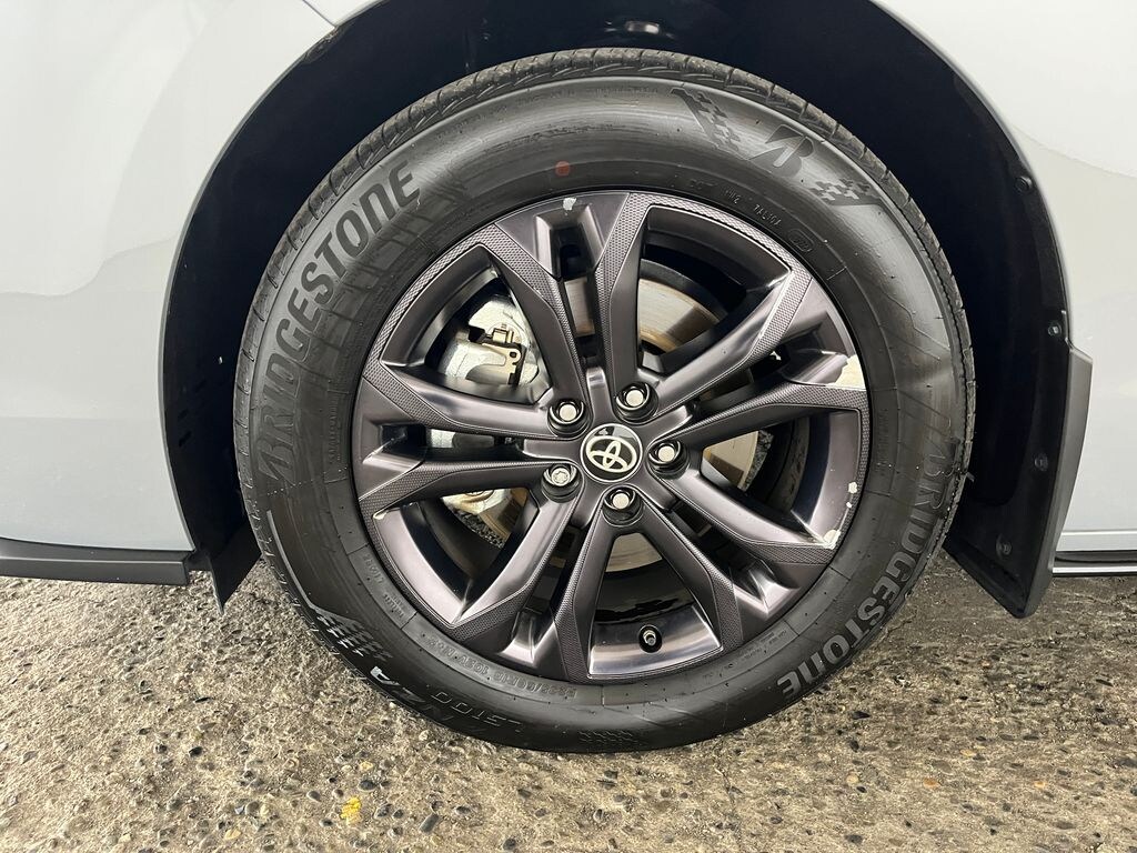 Used 2025 Toyota Sienna XSE Minivan/Van