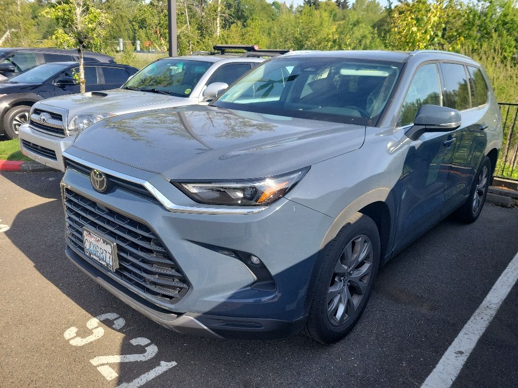 2024 Toyota Grand Highlander Limited AWD's photo