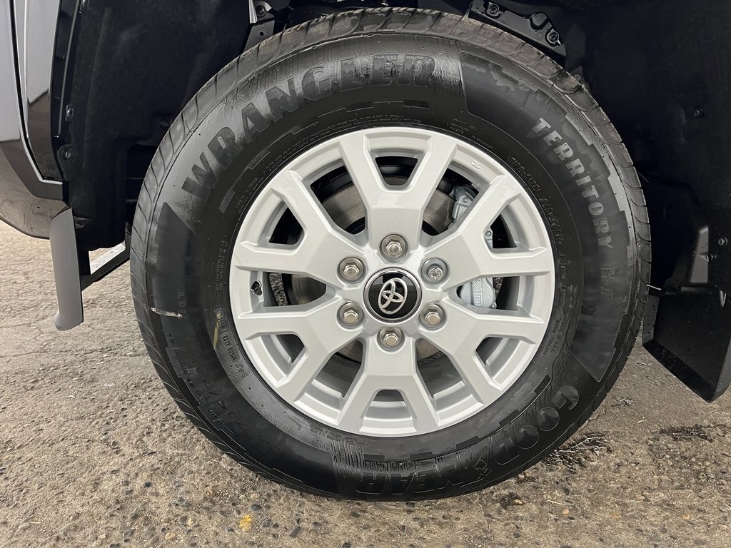 New 2026 Toyota Tacoma SR5 4X4 DOUBLE CAB