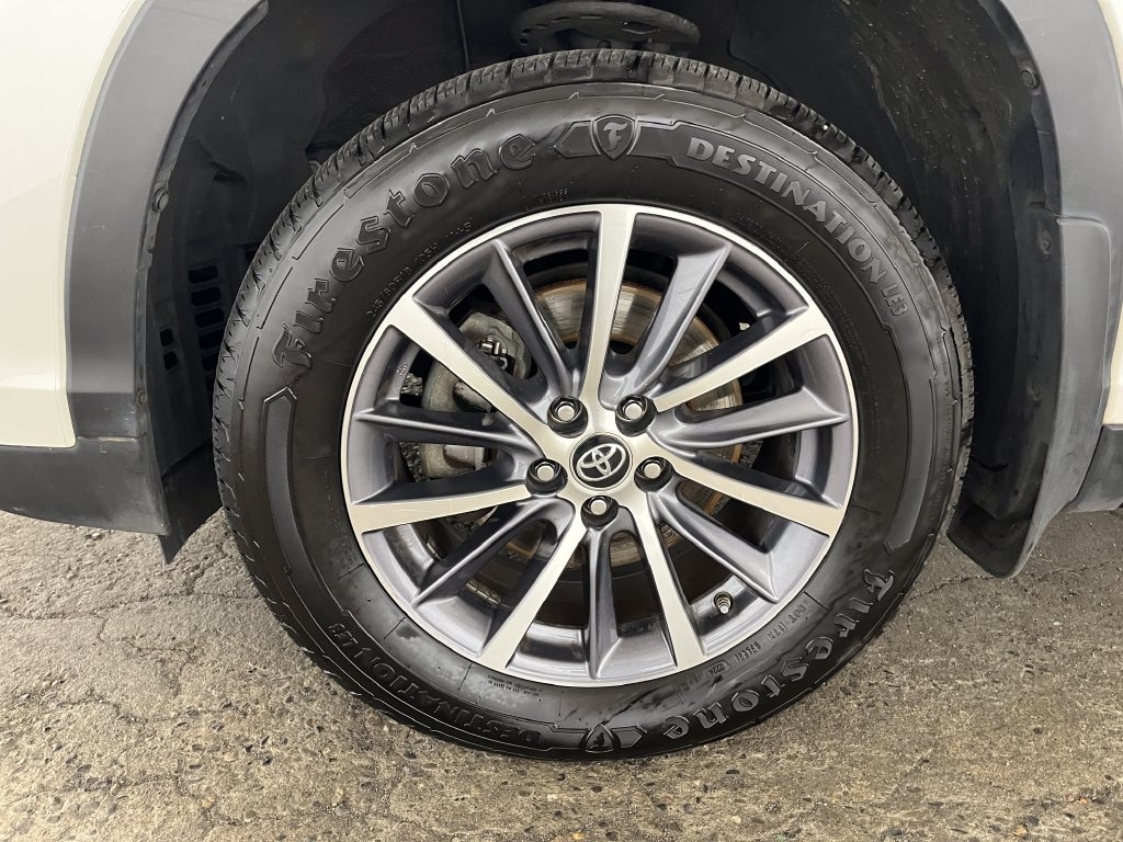 Used 2019 Toyota Highlander XLE SUV