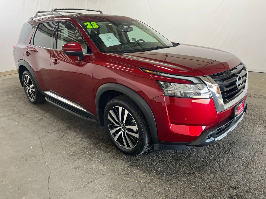Used 2023 Nissan Pathfinder Platinum SUV