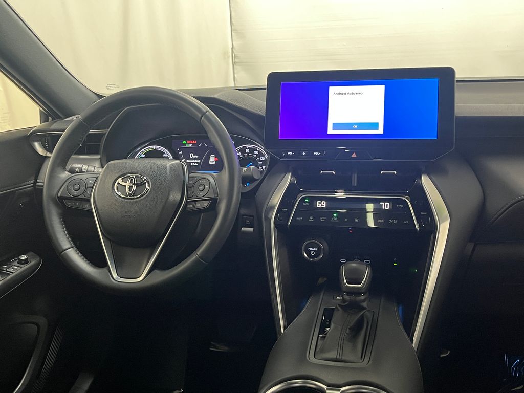 2024 Toyota Venza Nightshade - Photo 13