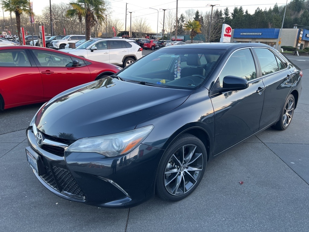 2016 Toyota Camry XSE
