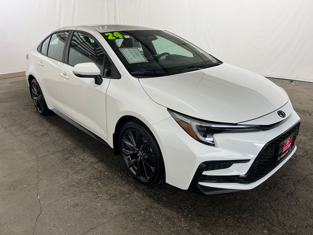 2024 Toyota Corolla SE CVT's photo