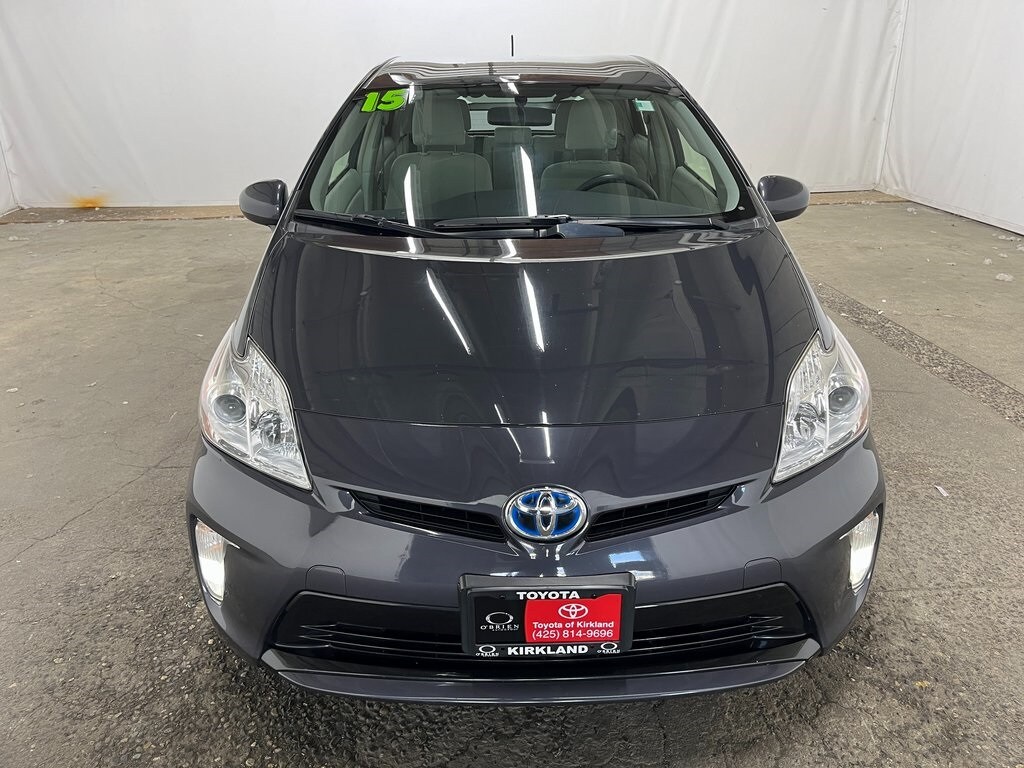 2015 Toyota Prius Two photo 2