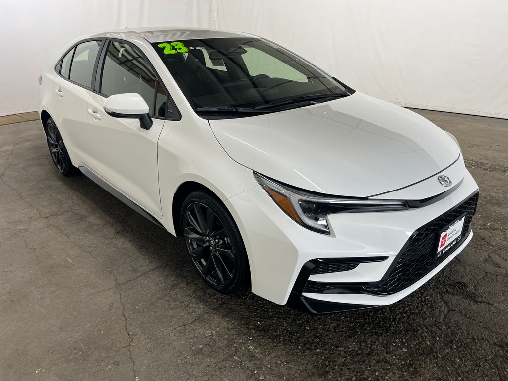 2023 Toyota Corolla SE CVT's photo