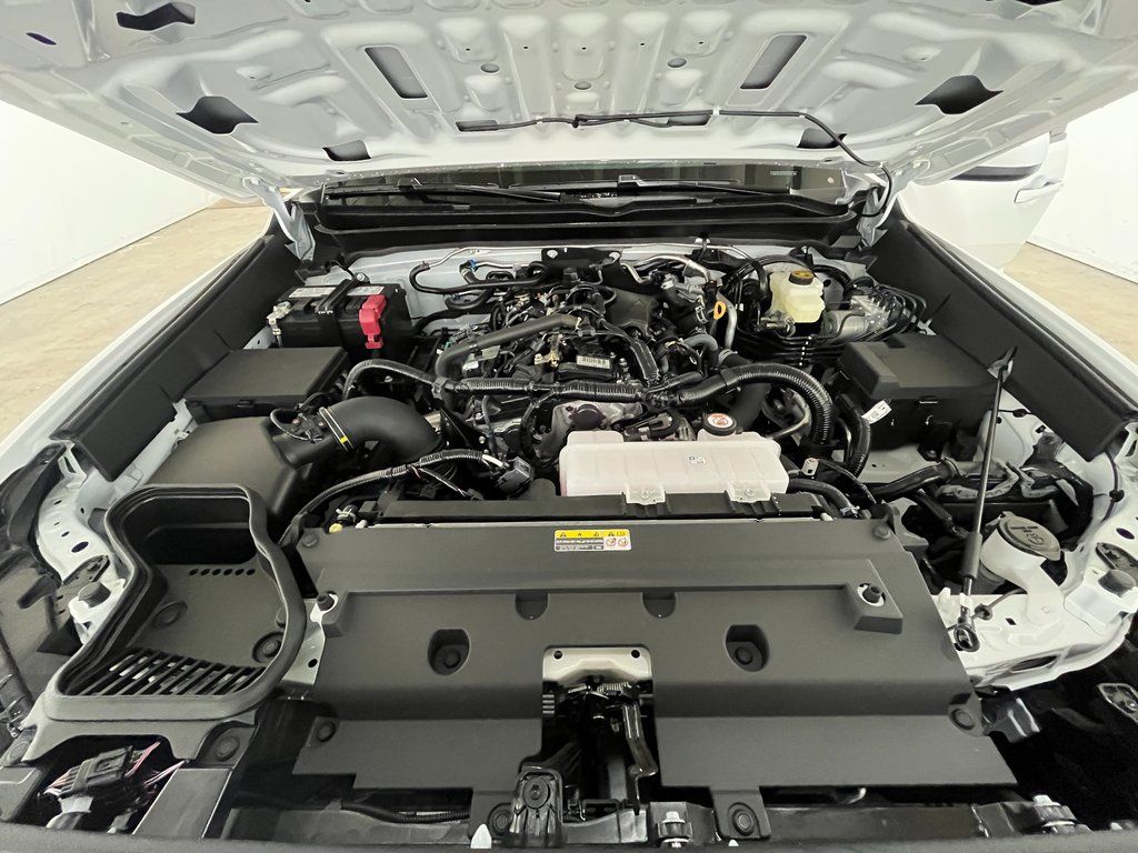 2026 Toyota Tacoma SR5 - Photo 19