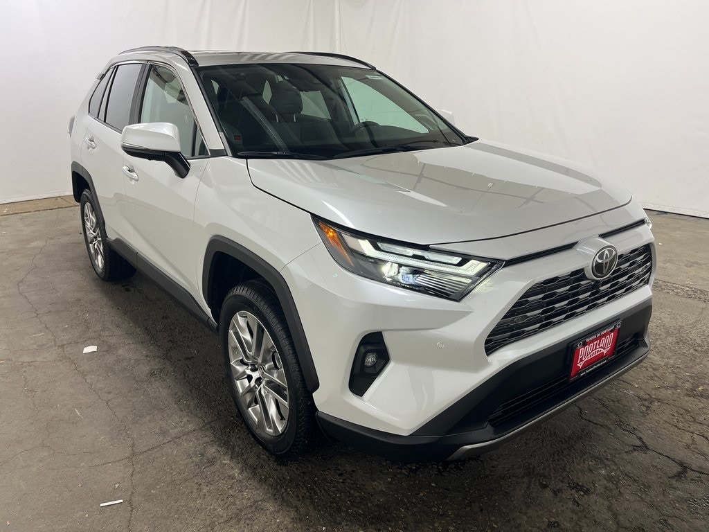 2025 Toyota RAV4 Limited's photo