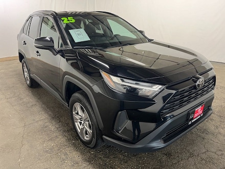 2025 Toyota RAV4 XLE SUV