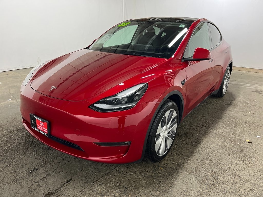 2023 Tesla Model Y Long Range's photo