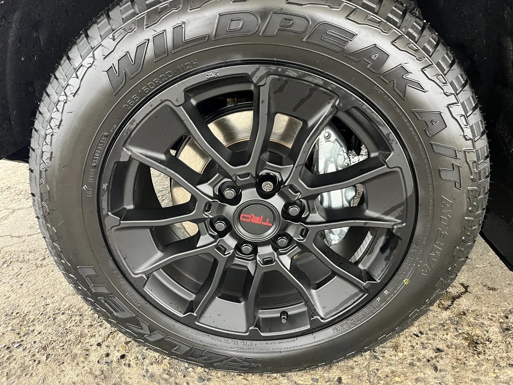 New 2026 Toyota Tundra Limited LIMITED CREWMAX 5.5