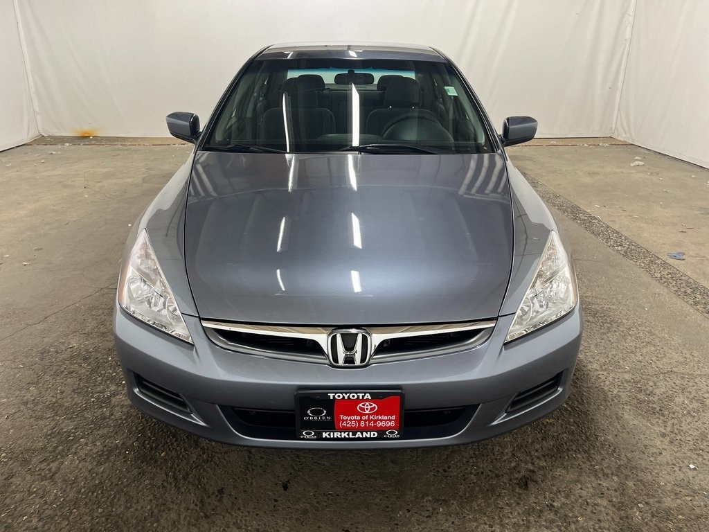 Used 2007 Honda Accord SE with VIN 1HGCM56327A099717 for sale in Kirkland, WA