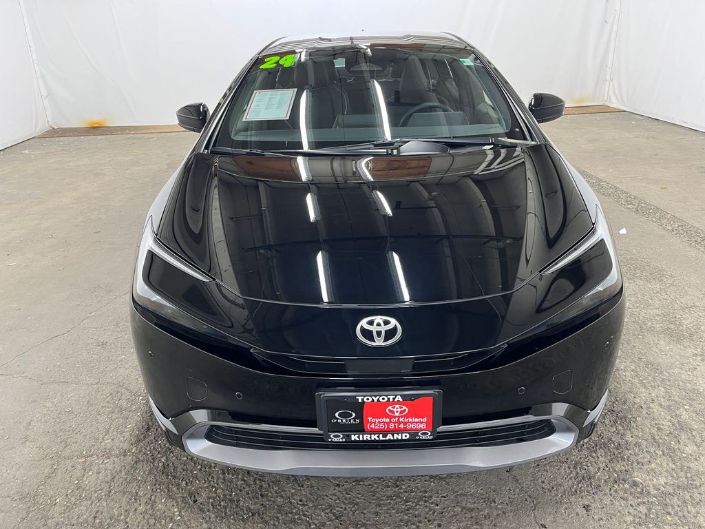 Certified 2024 Toyota Prius XLE Hatchback