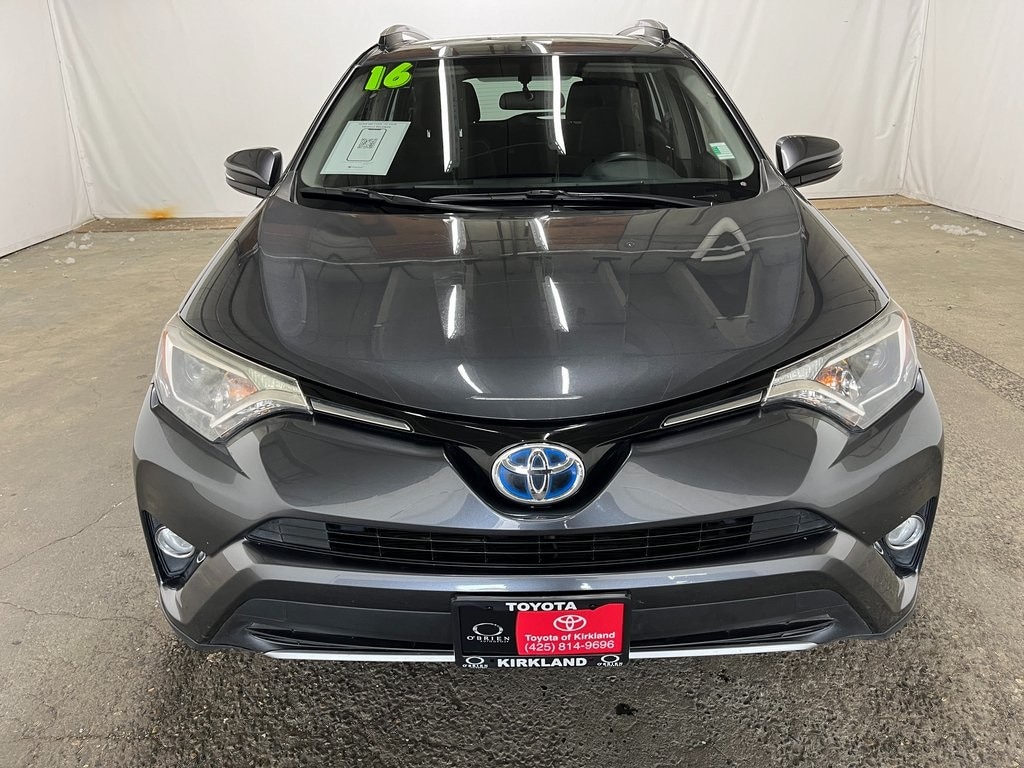 Used 2016 Toyota RAV4 XLE with VIN JTMRJREVXGD033247 for sale in Kirkland, WA